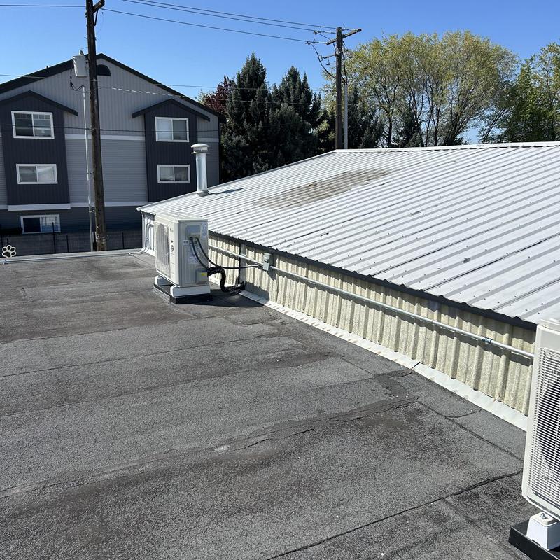 Commercial mini split unit wiring on flat roof