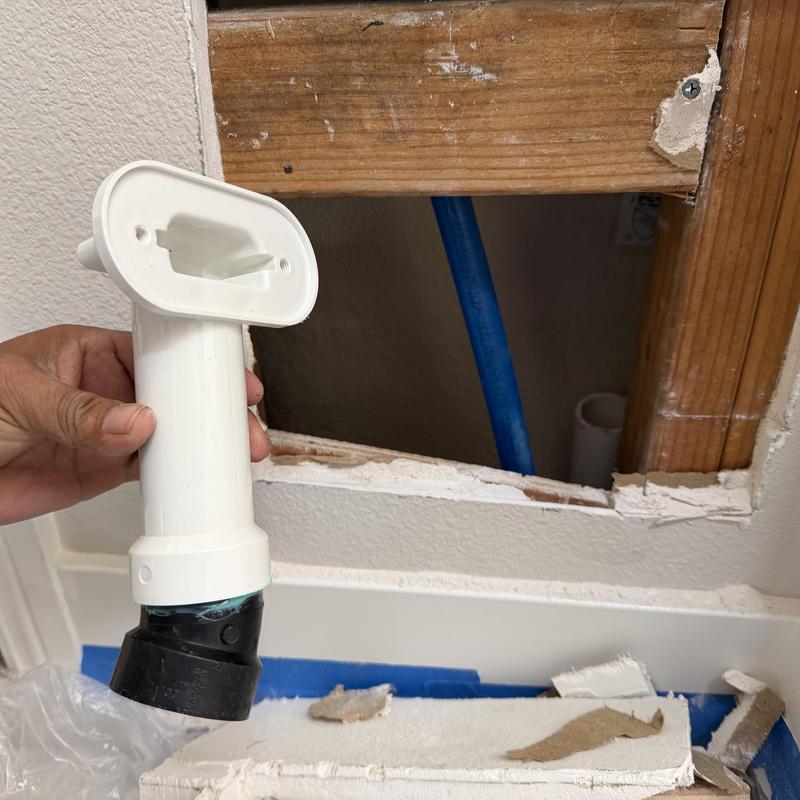 Jacuzzi bathtub overflow drain with drywall access hole