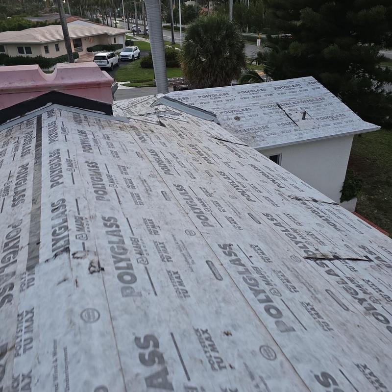 Tile roof underlayment installation in Hollywood FL