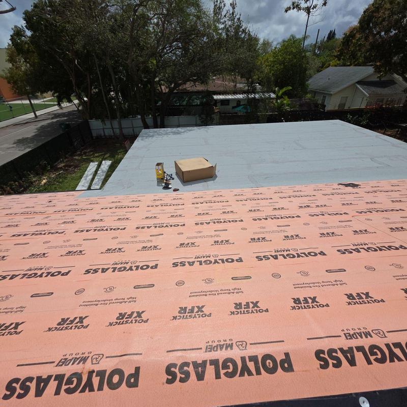 Standing seam metal roof underlayment installation