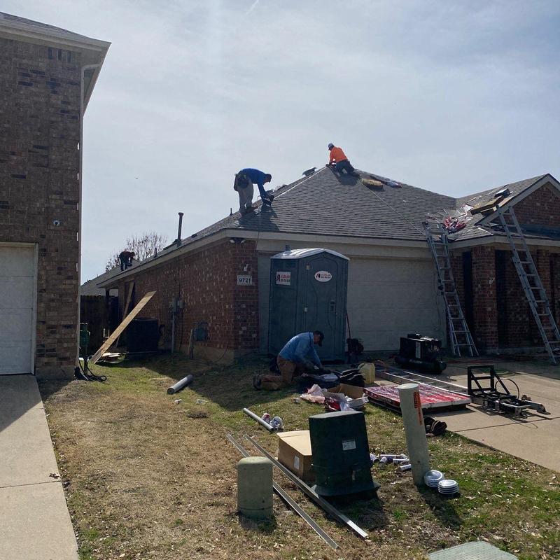 GAF Timberline shingle roof installation on brick home