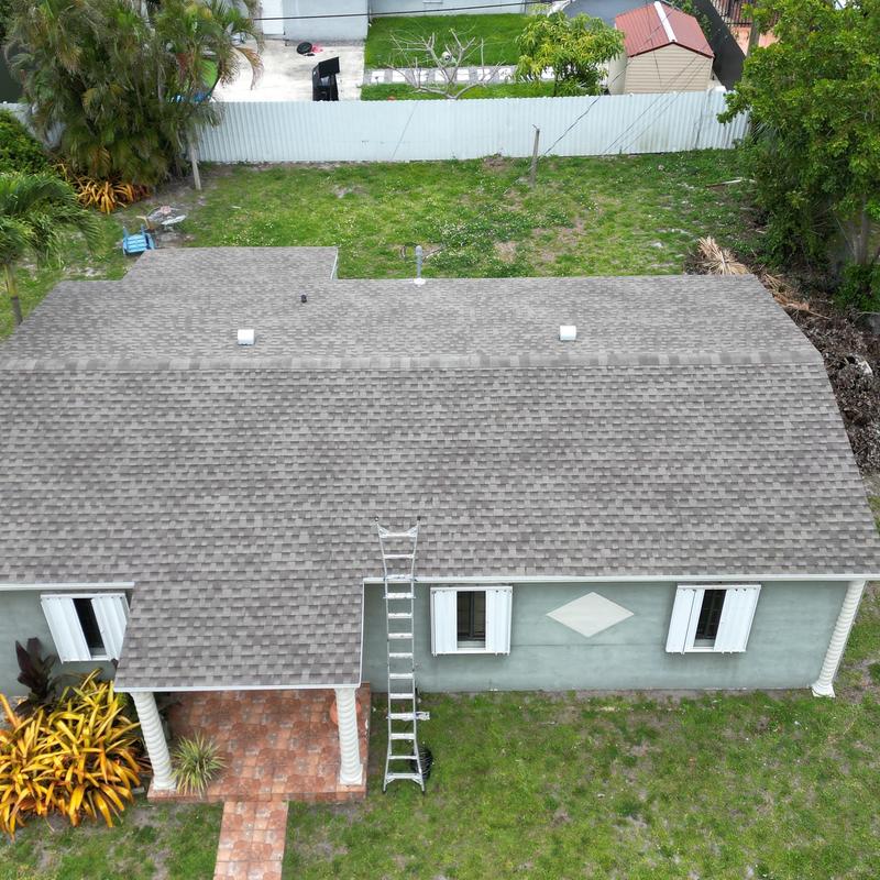 GAF Timberline HDZ roofing on single-story house