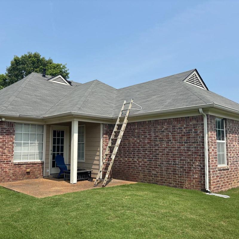 Owens Corning Supreme asphalt roof with ladder