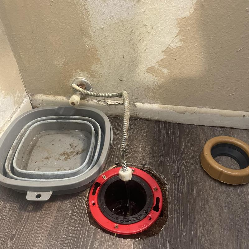 Toilet flange replacement with new closet flange installation
