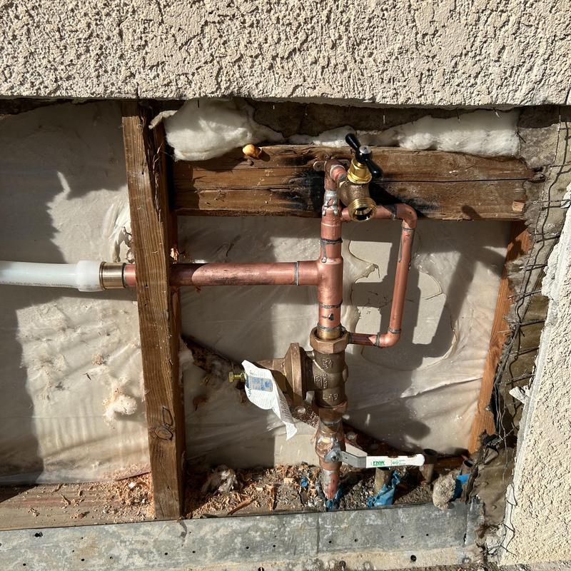 Copper water pipe with shut off and pressure valve installation
