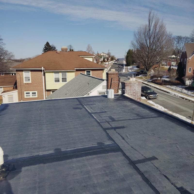 EPDM flat roof with new insulation and flashing