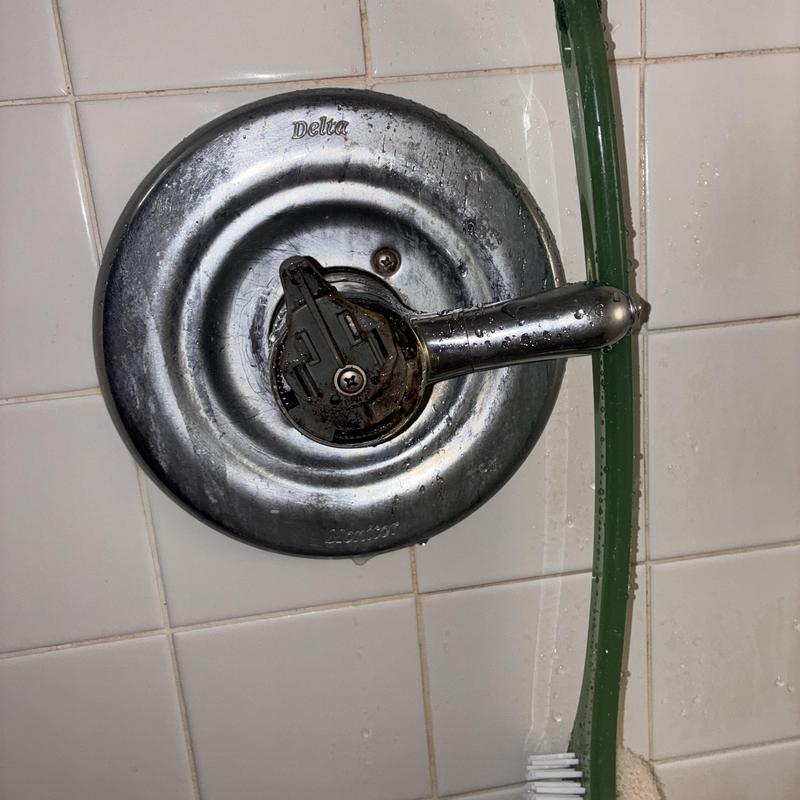 Delta shower faucet handle with damaged cartridge