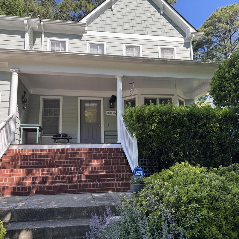 Front porch columns and railing replacement Front porch columns and railing replacement