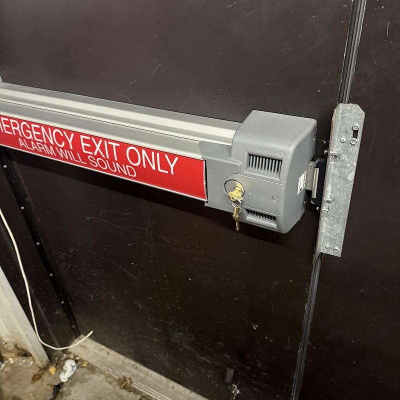 Von Duprin exit device with new key inserted