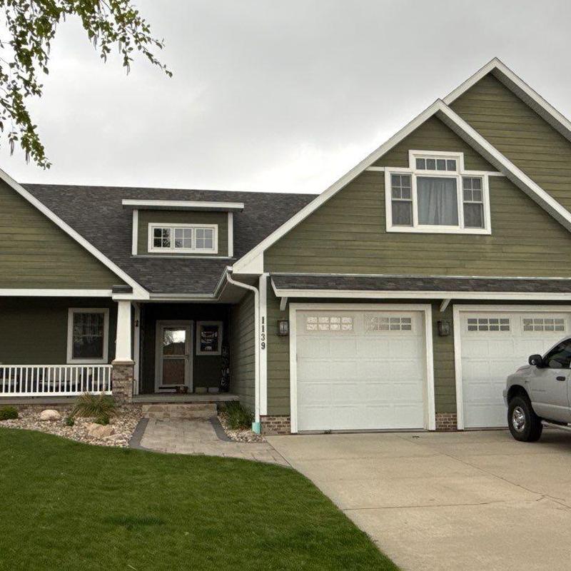 Malarkey Vista impact resistant shingles on residential roof