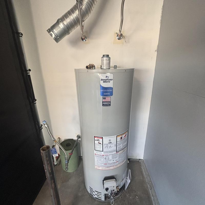 Bradford White 50-gal gas water heater unit
