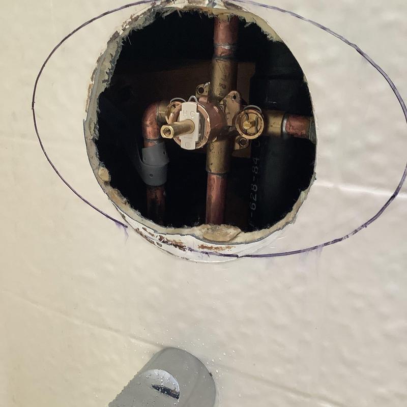 Moen Posi Temp shower valve with copper piping