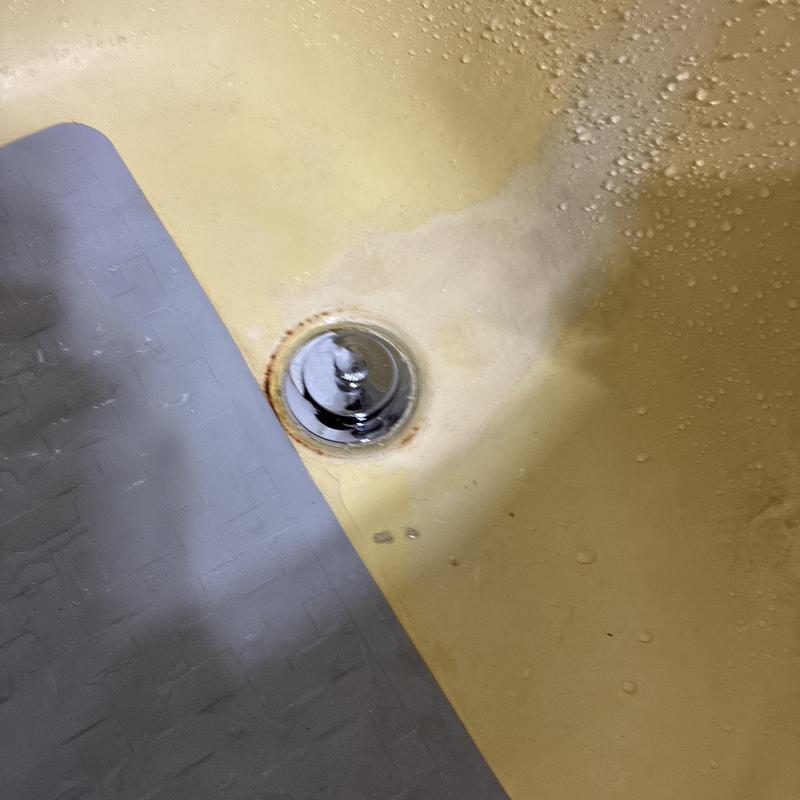 Hot tub bath shoe and stopper replacement near drain