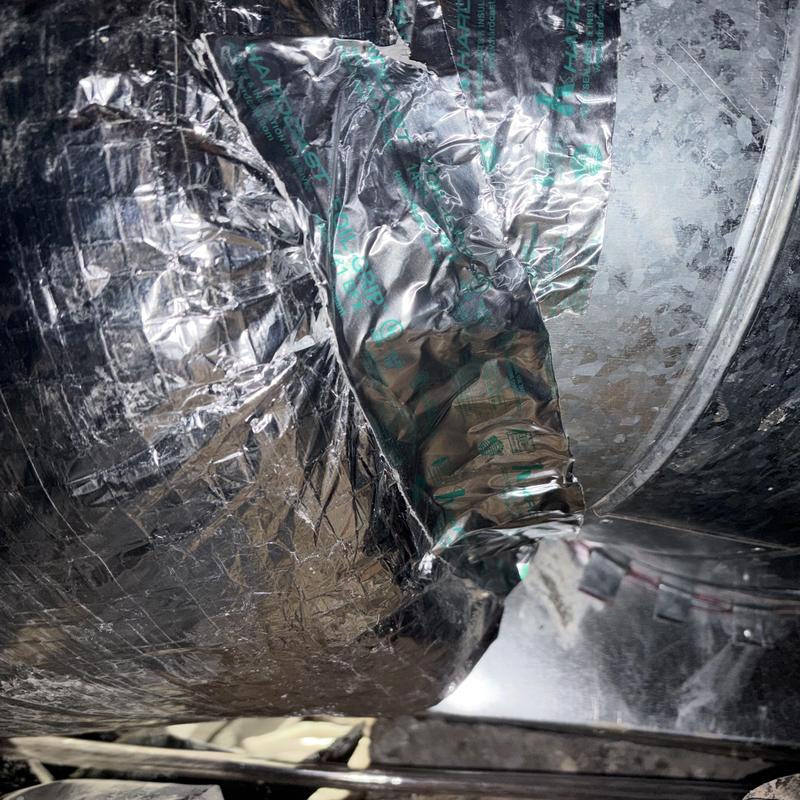 Flexible HVAC duct taped connection in tight space