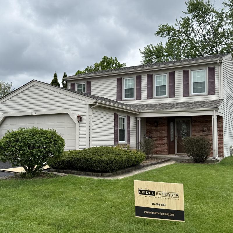 Asphalt shingle roof on two-story house Arlington Heights