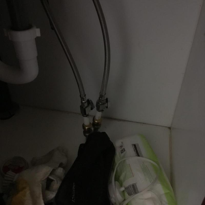 Kitchen sink angle stop valves and braided hoses