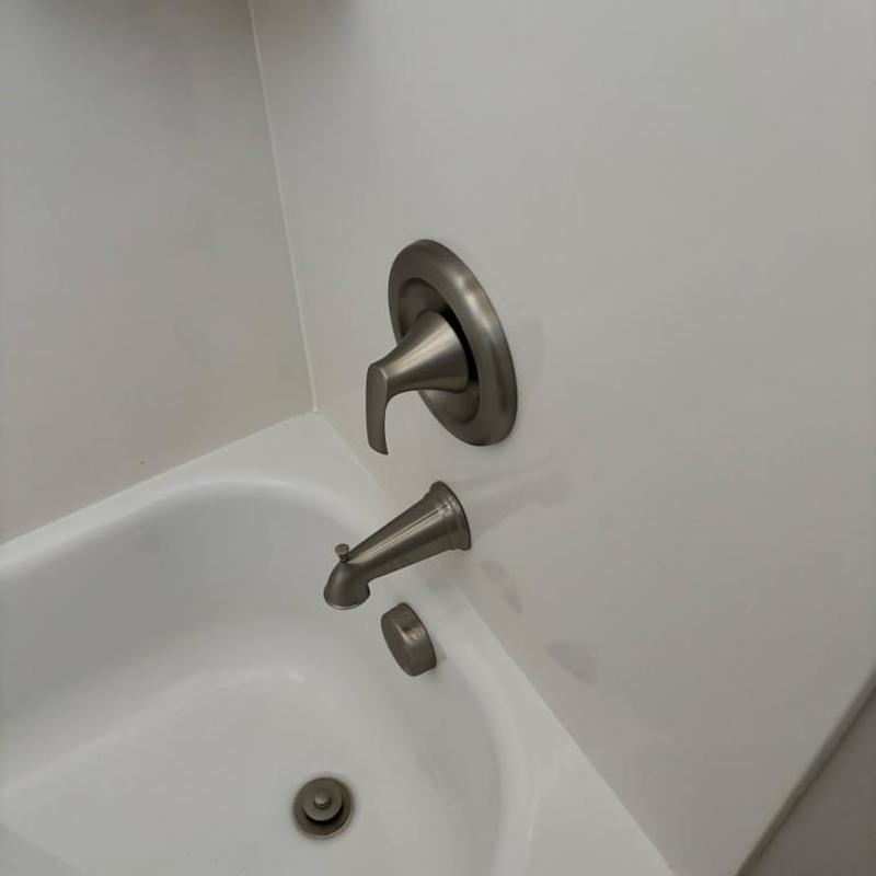 Delta Pierce brushed nickel faucet installation in bathtub