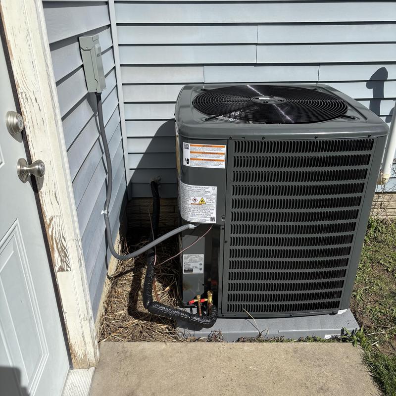 Goodman high efficiency outdoor AC unit installation