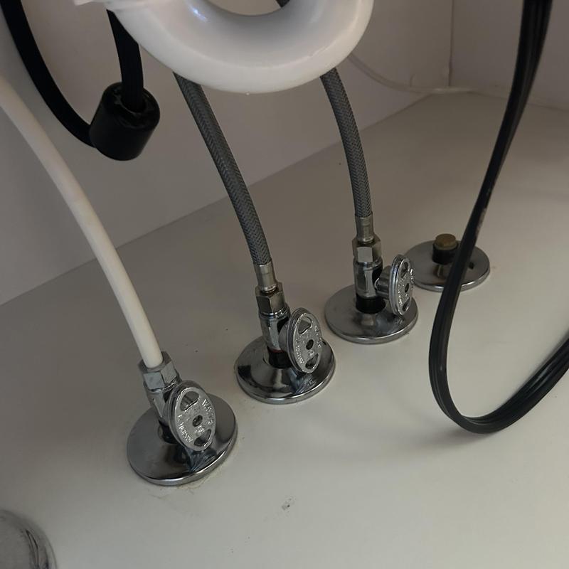 Kitchen sink supply valves with braided tubing connections