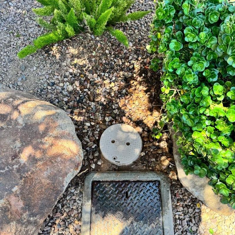 Irrigation valve box installation with pressure regulator