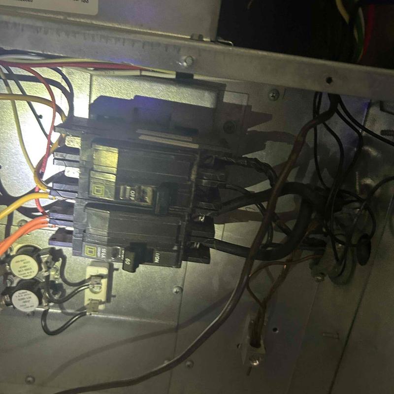 240v 60a circuit breaker installation inside panel