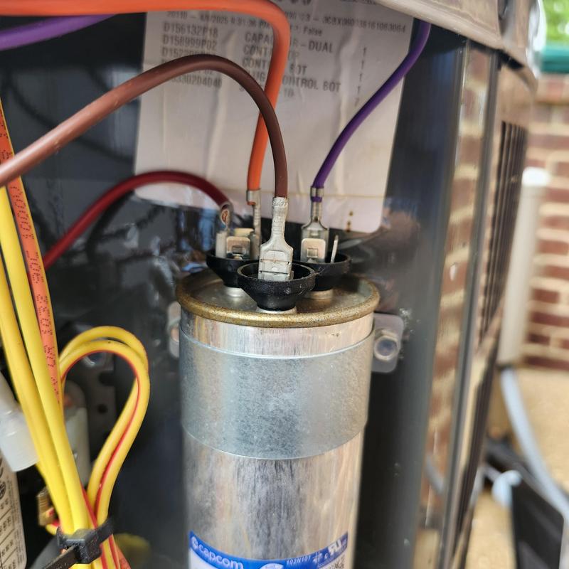 Split system capacitor with wiring connections Split system capacitor with wiring connections