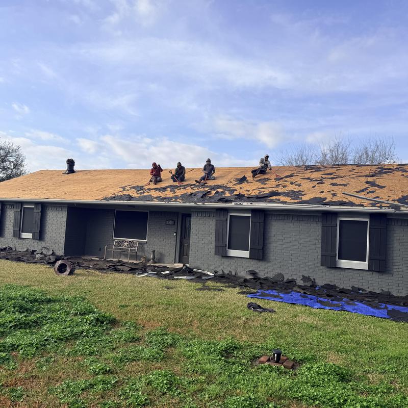Owens Corning Duration roof removal in Baytown, TX