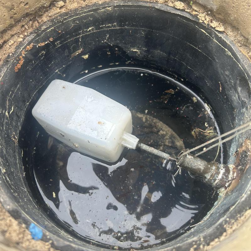 Swimming pool fuel valve in valve pit Swimming pool fuel valve in valve pit