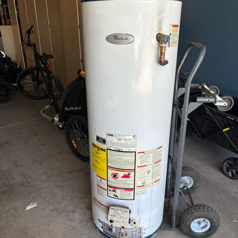 Water heater unit with pressure relief valve installed