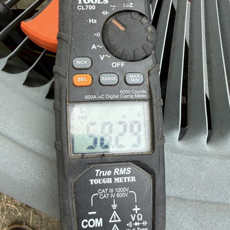 Clamp meter measuring blower motor current Clamp meter measuring blower motor current