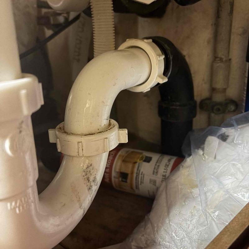 Bathtub drain drum trap under sink plumbing