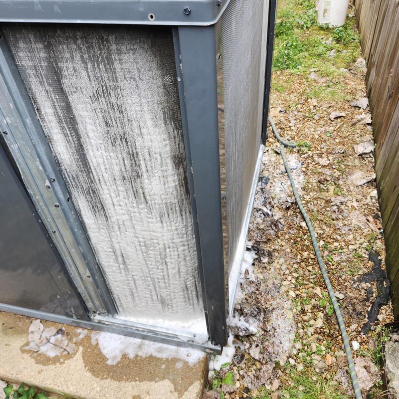 Gas package system condenser coil cleaning with foam Gas package system condenser coil cleaning with foam