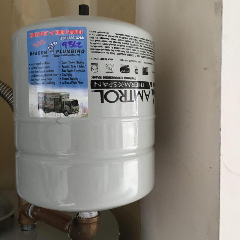 Thermal expansion tank installation and water heater system