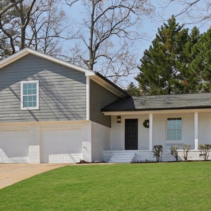 Asphalt shingle roof replacement on residential home