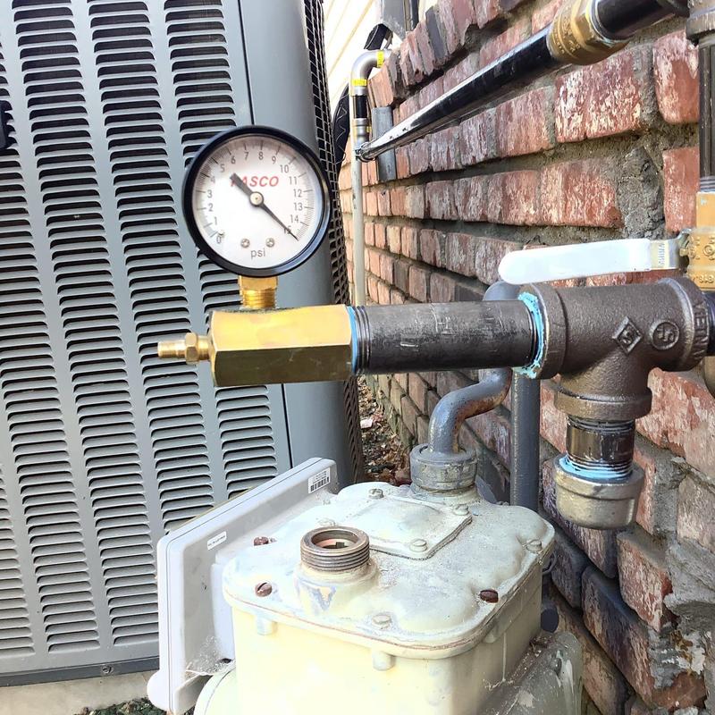 34 gas pipe with pressure gauge and test tee installation