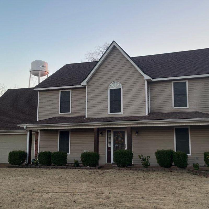 Owens Corning Oakridge asphalt roof on residential home Owens Corning Oakridge asphalt roof on residential home