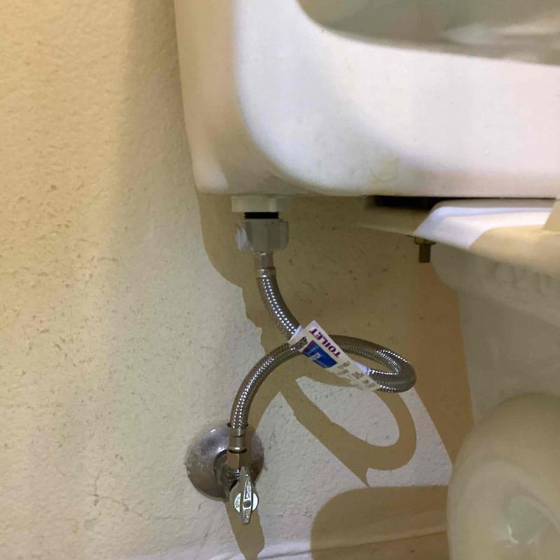 Brass quarter-turn shut-off valve and supply line installation