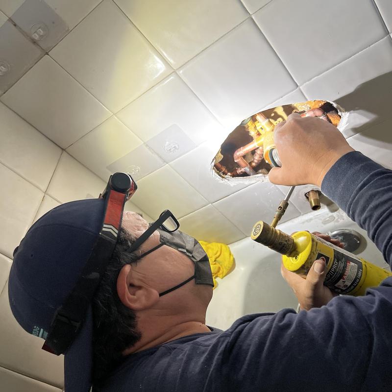Delta single handle valve soldering through tile wall