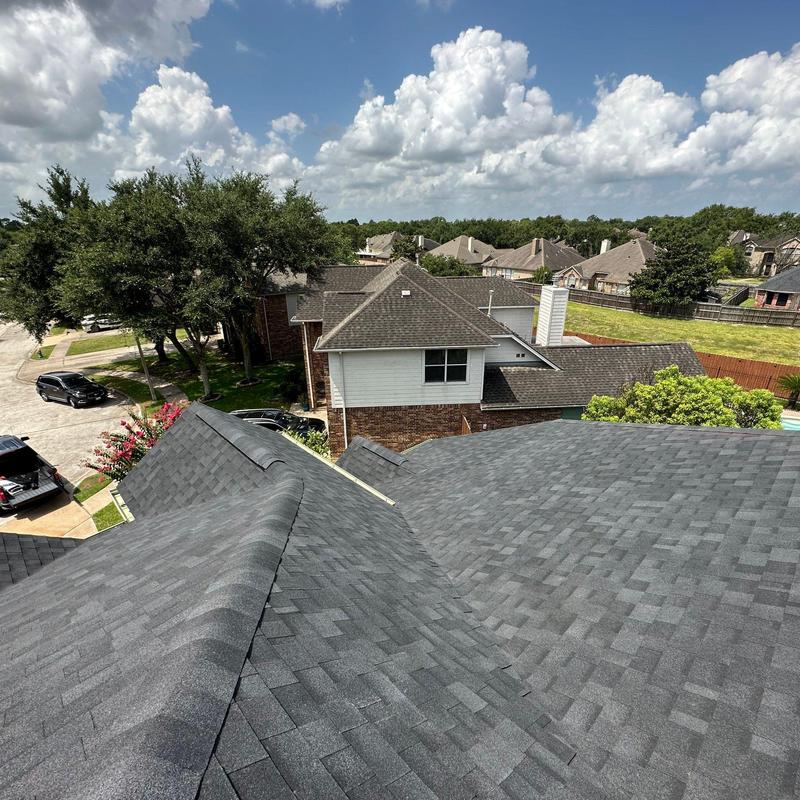 Tamko Titan XT Rustic Black roof installation in Friendswood TX