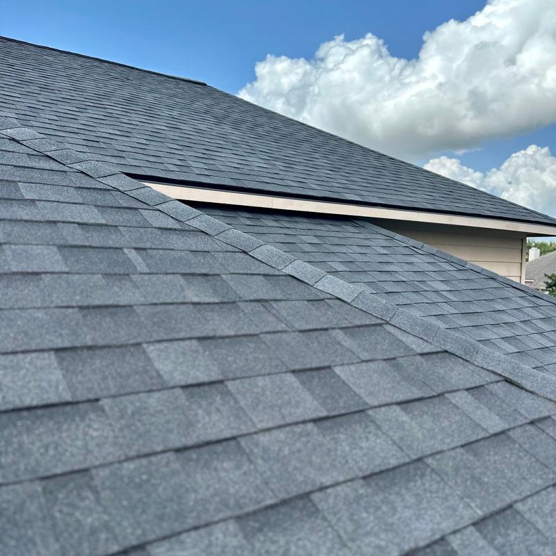 Tamko Titan XT Rustic black roof shingles installation