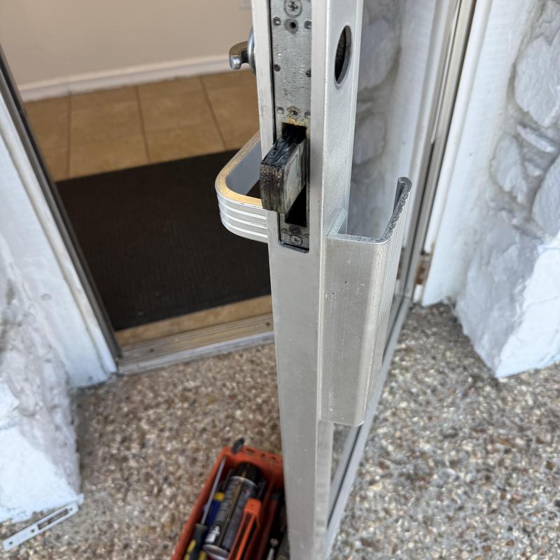 Deadbolt and doorknob lock rekey on metal door Deadbolt and doorknob lock rekey on metal door