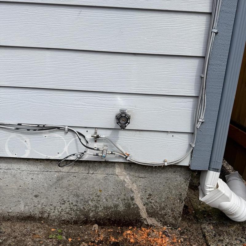 Frost-free hose bib installation with water line connection