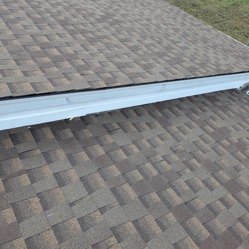 CertainTeed Landmark Pro asphalt shingles roof with gutter
