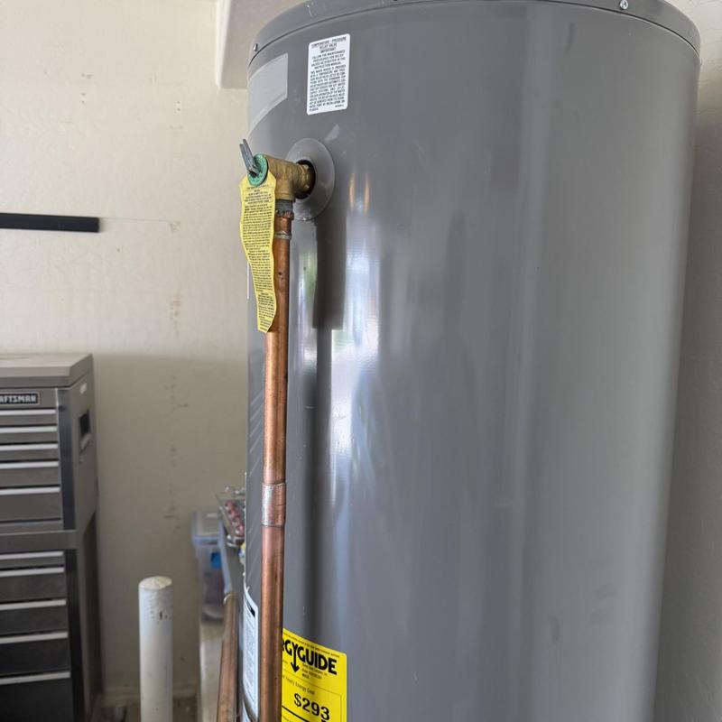 Water heater T&P relief valve with copper pipe Water heater T&P relief valve with copper pipe