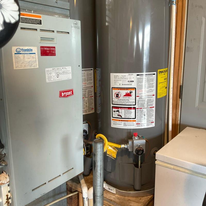 Propane water heater with gas connection, diagnostic check