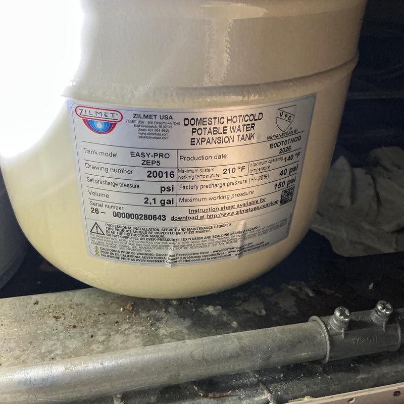 Thermal expansion tank label with pressure and volume details Thermal expansion tank label with pressure and volume details