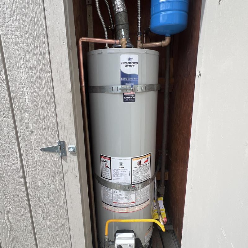 Bradford White 40-gallon water heater installation