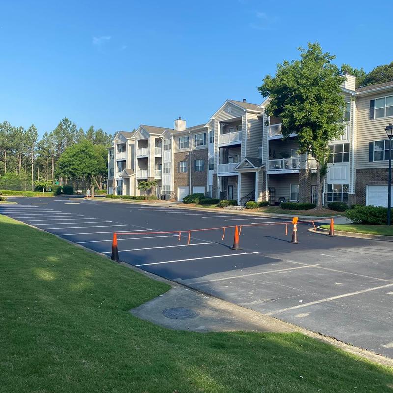 Apartment complex roof with new replacement shingles
