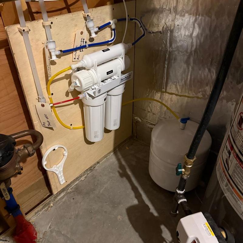 Reverse osmosis water filtration system installation
