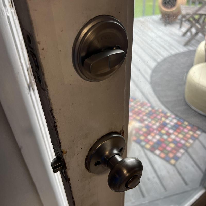 Door knob and deadbolt lock replacement and rekeying Door knob and deadbolt lock replacement and rekeying